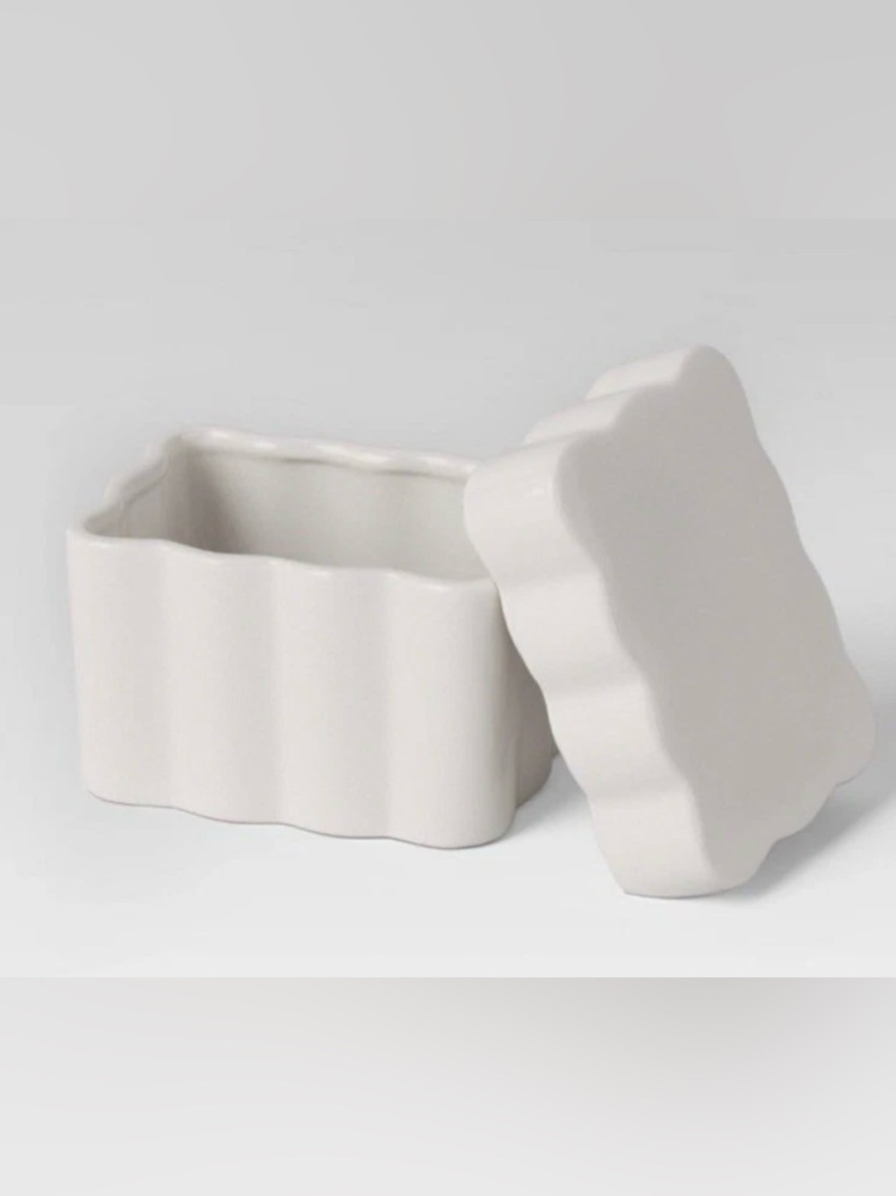 Ceramic White Ceramic Lidded Box by Room Essentials 4 1/2” H x 5 1/4” W (Sealed)